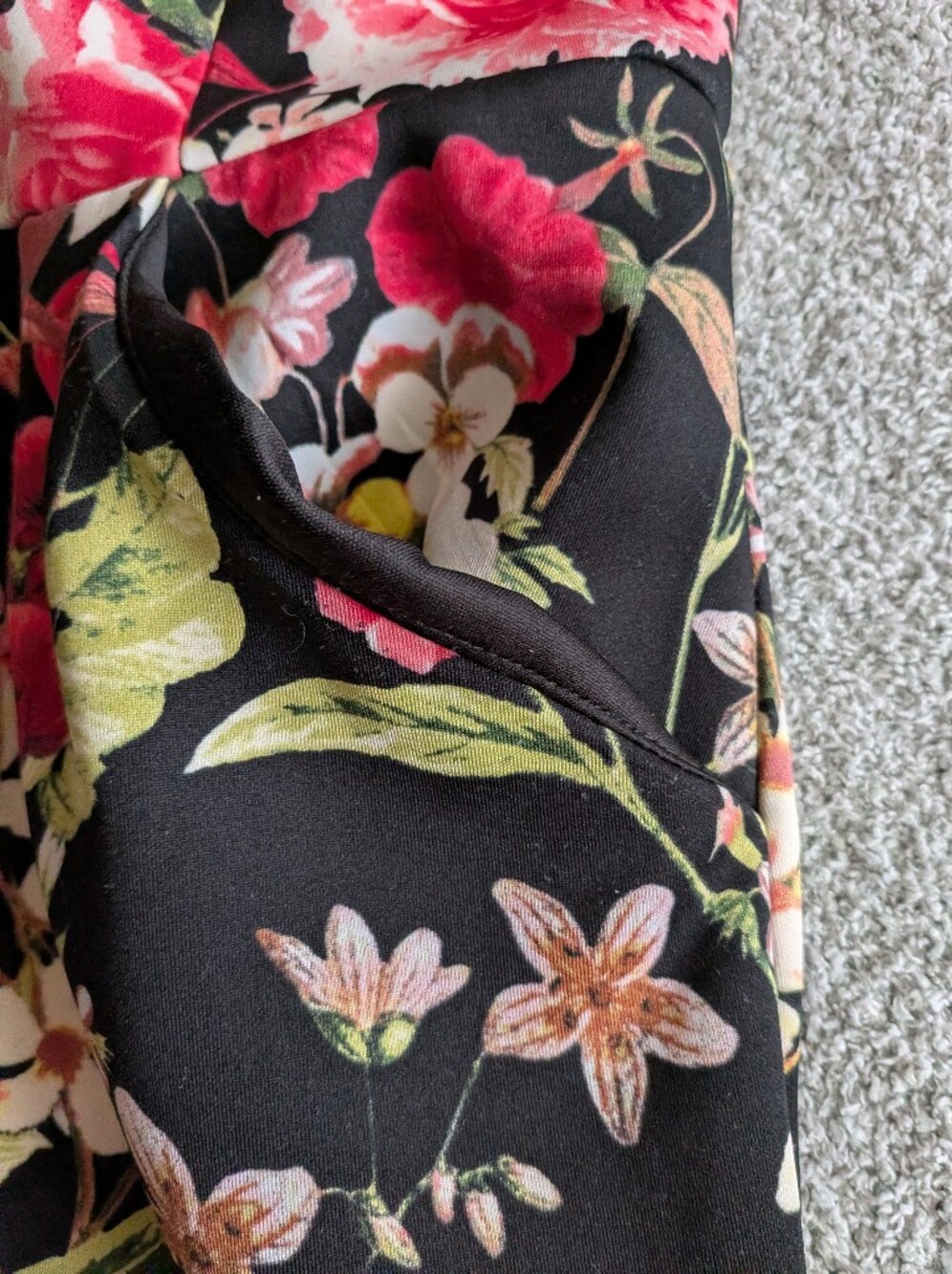 🌼B2G1🌼 Bisou Bisou Black Mini Dress with Pink & White Floral Print - Picture 3 of 8